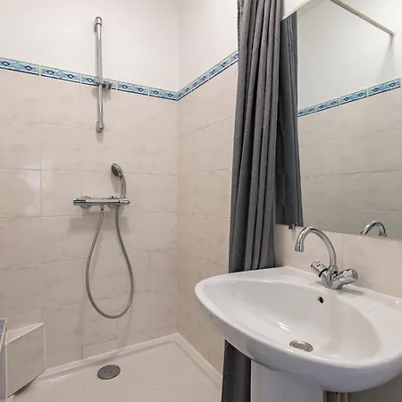 Le 8eme Art - Ps4 Pour Long Sejour, 4 Chambres, Grand Espace, Balcon & Parking Gratuit Inclus