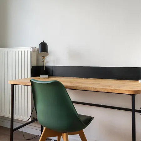 Le 8e Art - 8 Personnes, 4 Chambres, Ideal Groupes, Parking, Wifi * Angers