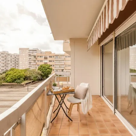 Apartament Le 8e Art - 8 Personnes, 4 Chambres, Ideal Groupes, Parking, Wifi Angers
