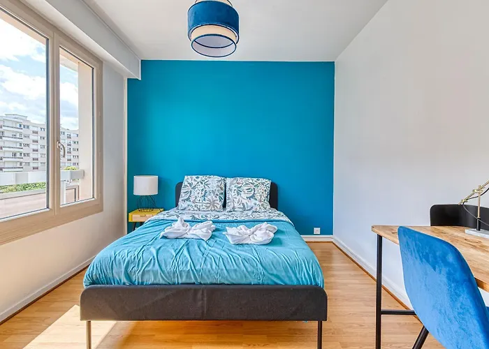 Lägenhet Le 8eme Art - Ps4 Pour Long Sejour, 4 Chambres, Grand Espace, Balcon & Parking Gratuit Inclus *