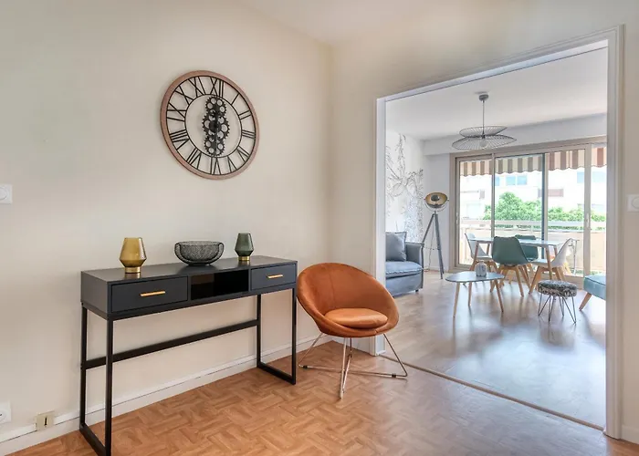 Le 8eme Art - Ps4 Pour Long Sejour, 4 Chambres, Grand Espace, Balcon & Parking Gratuit Inclus 昂热