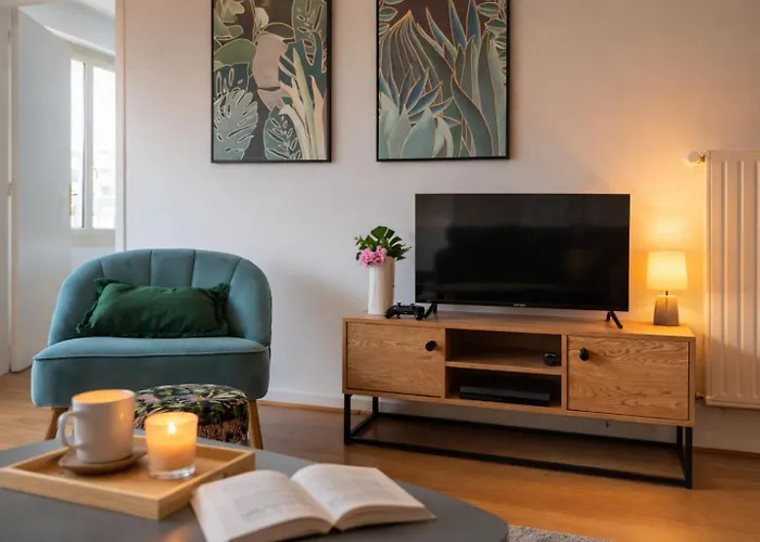 Apartament Le 8e Art - 8 Personnes, 4 Chambres, Ideal Groupes, Parking, Wifi